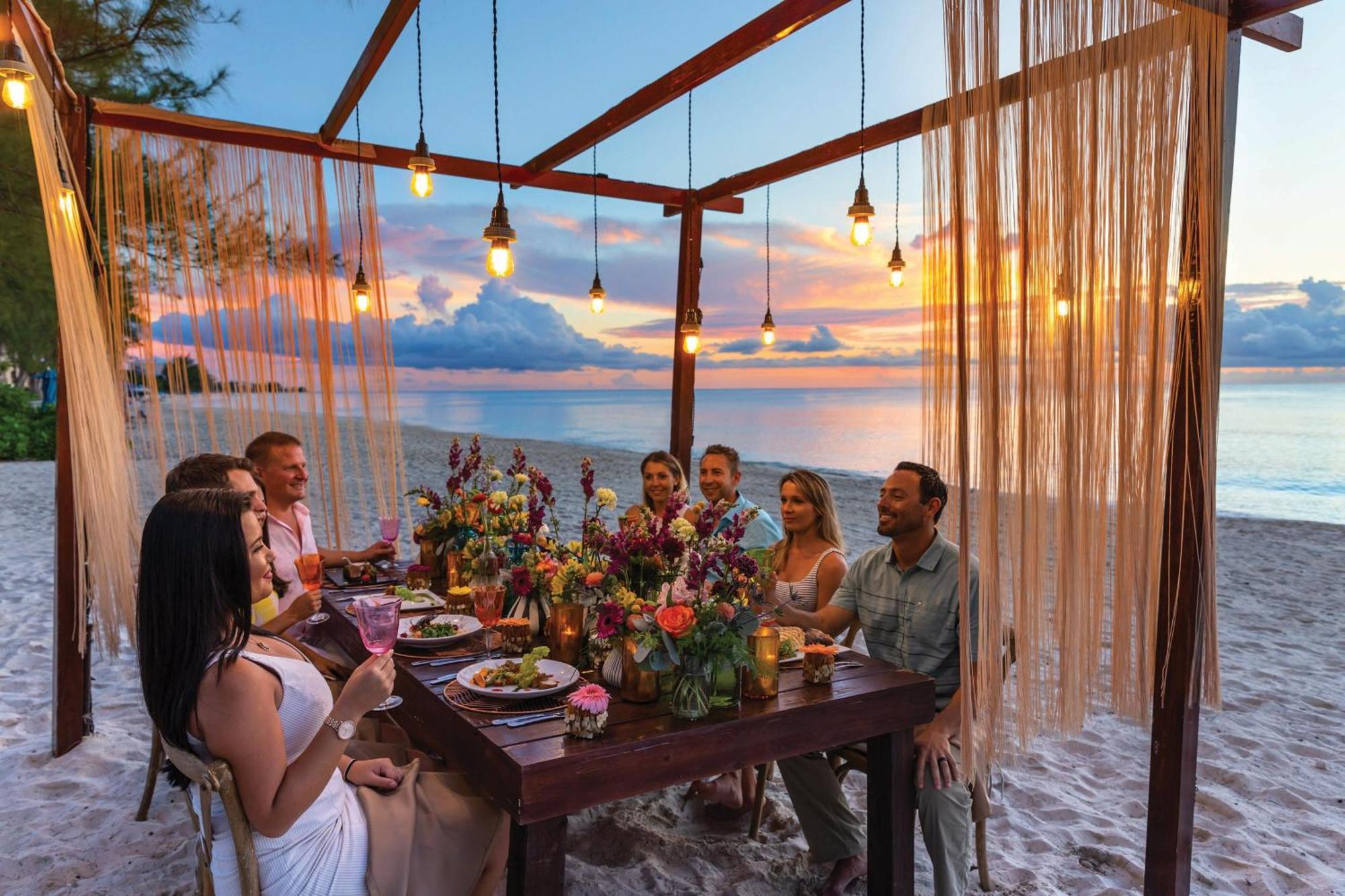 ווסט ביי The Westin Grand Cayman Seven Mile Beach Resort & Spa מראה חיצוני תמונה