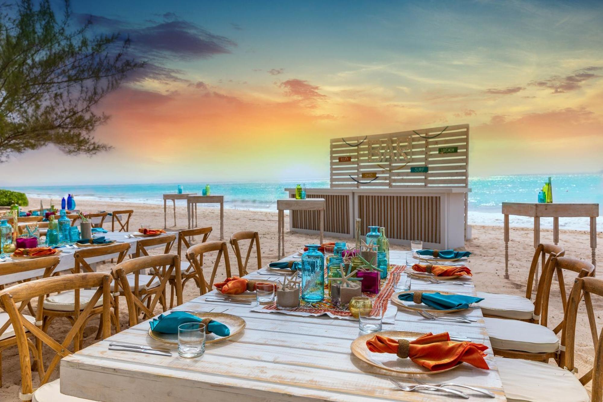 ווסט ביי The Westin Grand Cayman Seven Mile Beach Resort & Spa מראה חיצוני תמונה
